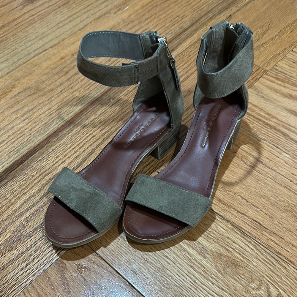 Women's Olive Suede Sandals